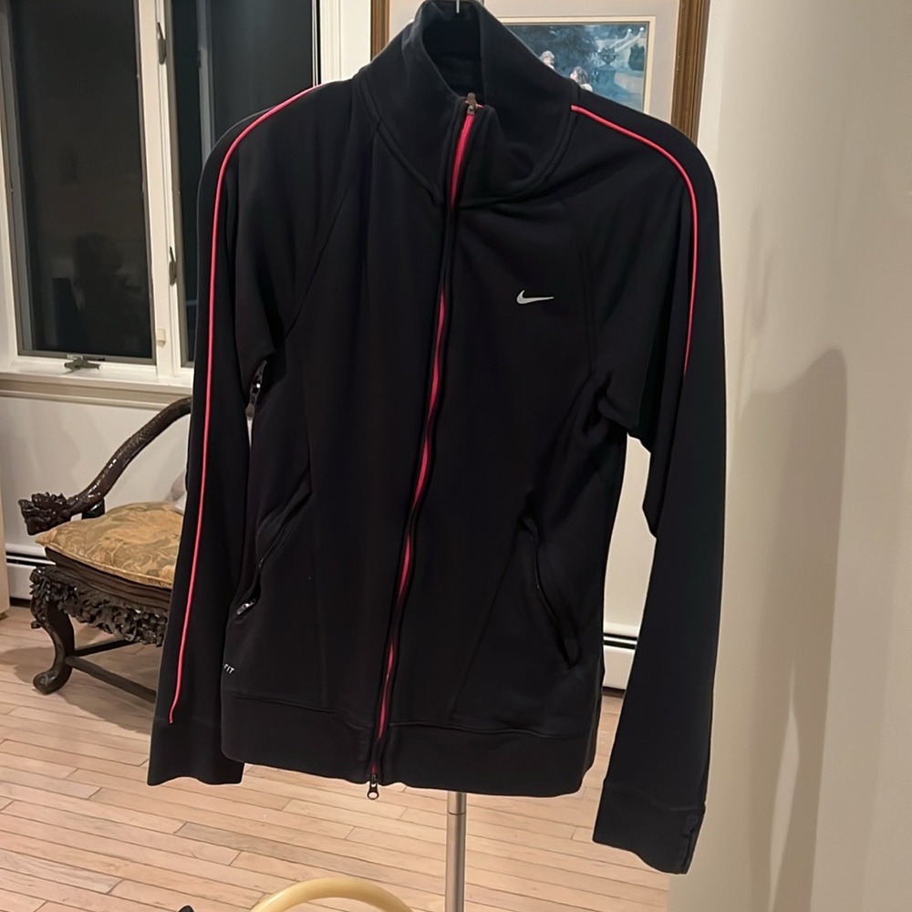 Nike Dri Fit Women’s Jacket Size Small